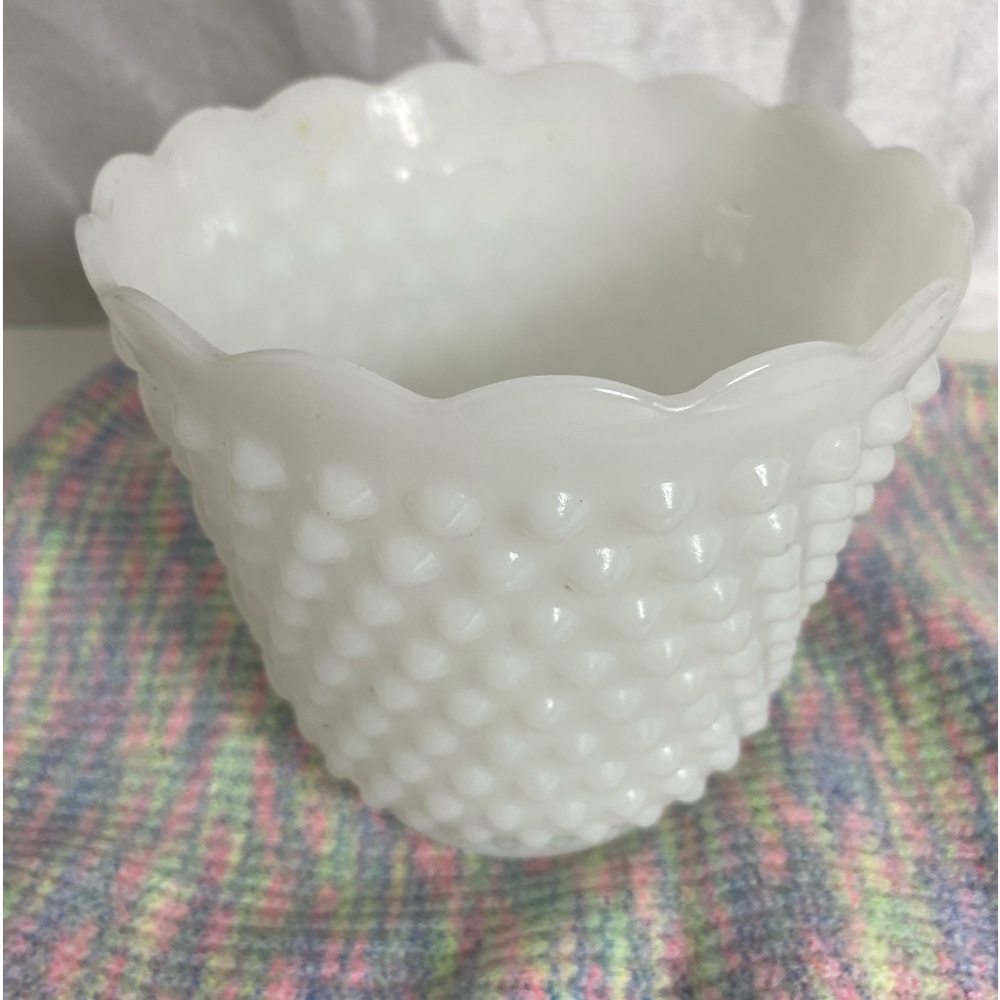Vintage hobnail milk glass vase
